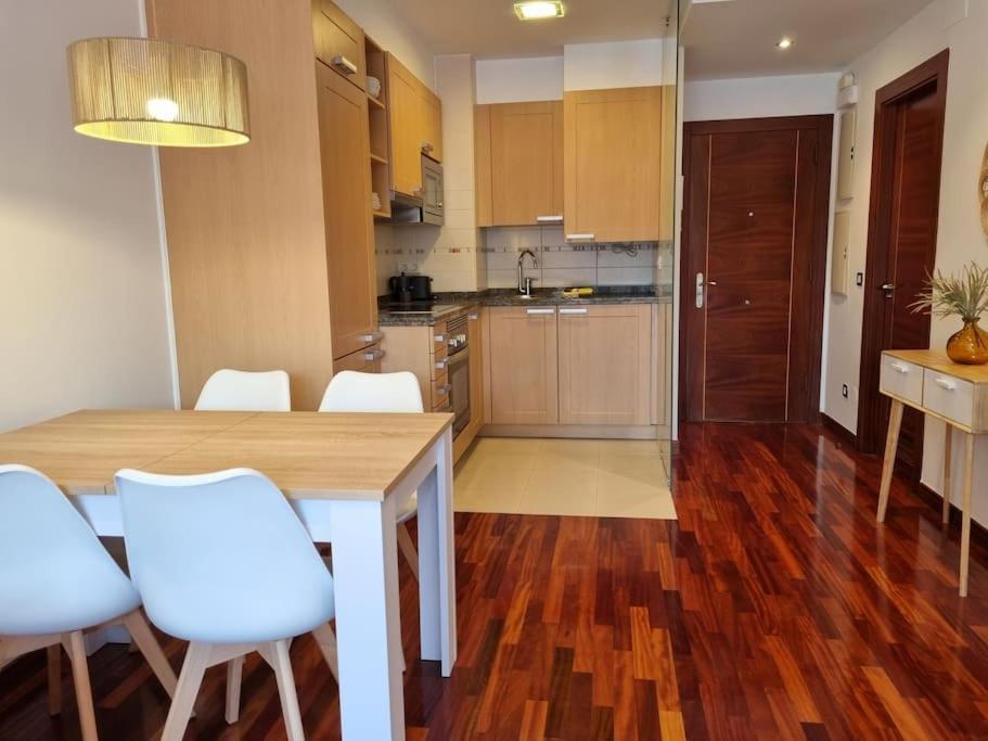 604B - Apartamento Con Garaje Oviedo Exterior photo